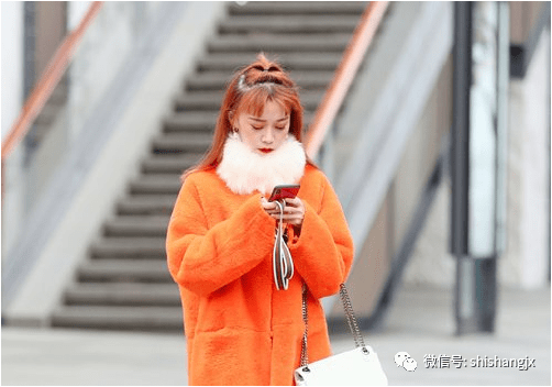 ‘KY开元·(中国)集团’
不会编会扎就够了 长发淑女简朴时尚扎发发型 比编发还甜美(图8)